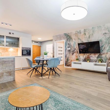 Apartament Lux Tukan A315 Nadmorskie Tarasy - Holiday City Kołobrzeg Exteriör bild