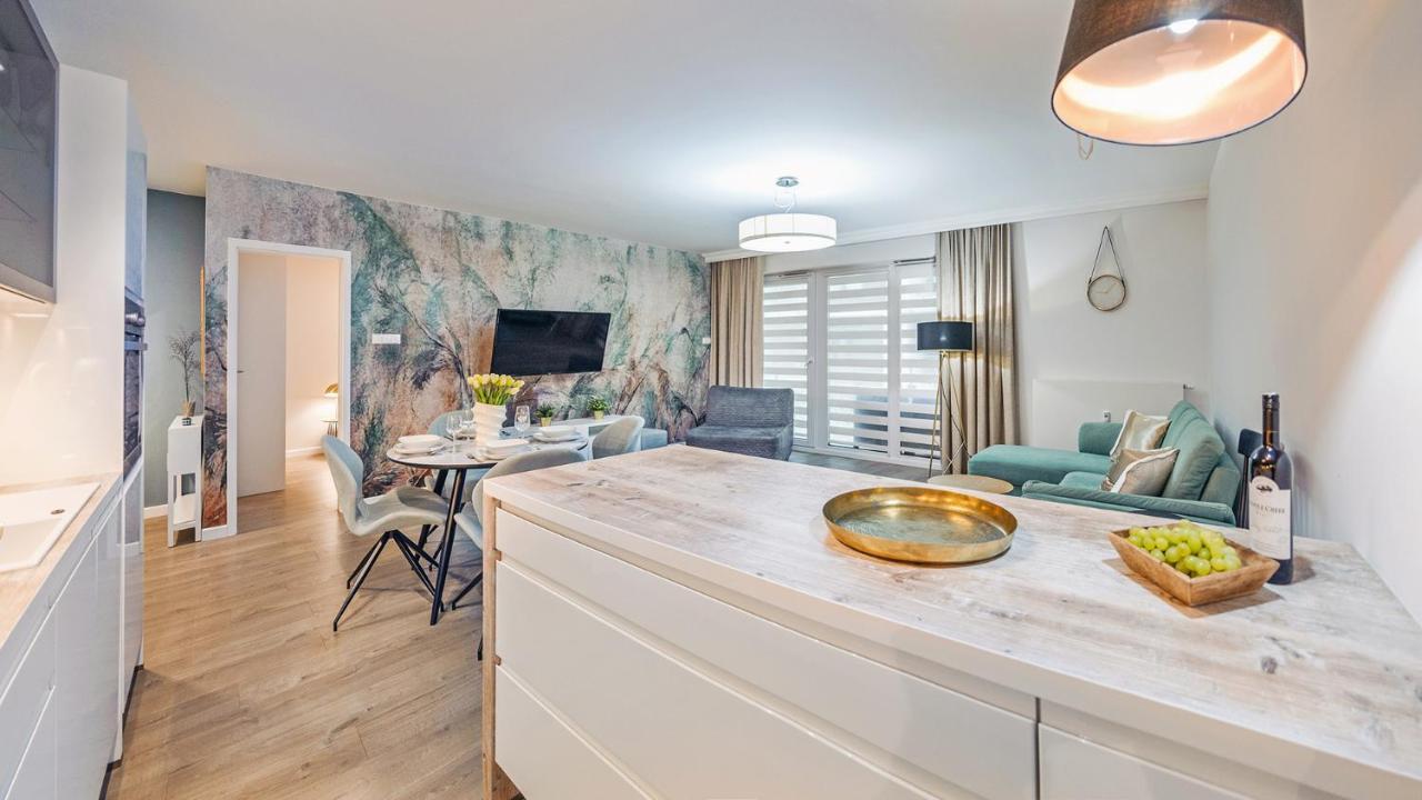 Apartament Lux Tukan A315 Nadmorskie Tarasy - Holiday City Kołobrzeg Exteriör bild