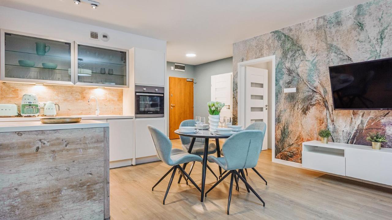 Apartament Lux Tukan A315 Nadmorskie Tarasy - Holiday City Kołobrzeg Exteriör bild